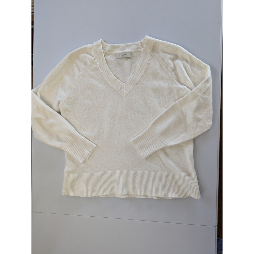 Loft Sweater Women's M Wool Blend Soft Stretch Knit Ivory V Neck